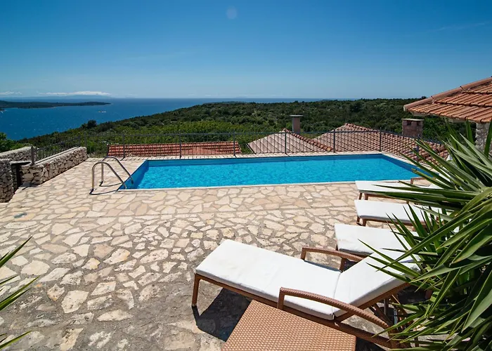Paradise Vinišće