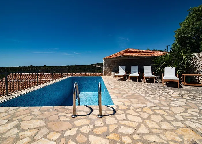 Paradise Vinišće