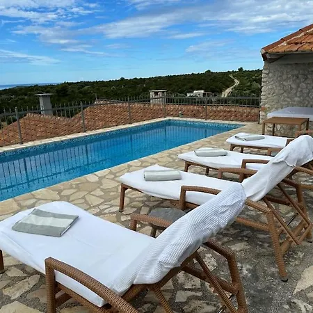 Paradise Vinišće